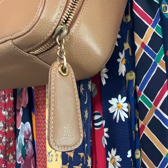 SOLD🌟CHANEL Timeless CC Vanity bag/Train Case Camel ✨GORGEOUS✨ - Picture 9 of 16